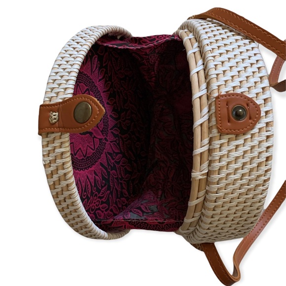 Bali Bohemian Rattan Floral Print Handwoven Handmade Basket Crossbody Purse - Picture 12 of 14